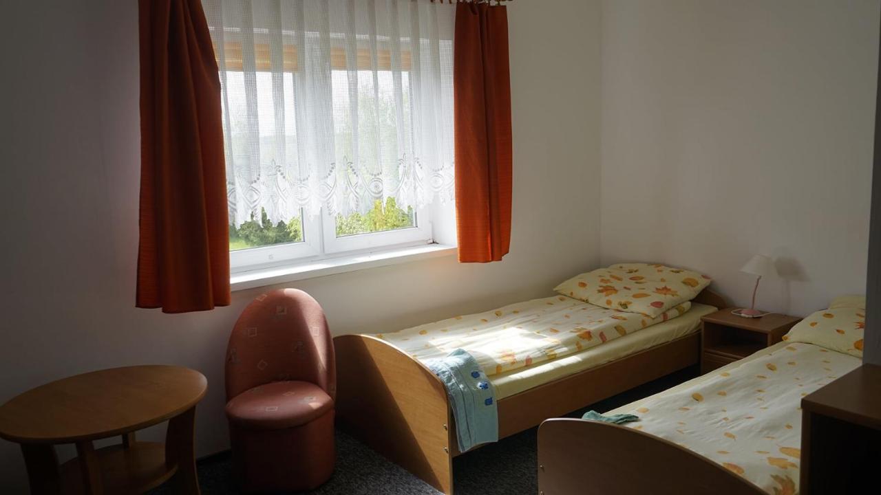 Gosciniec Szostak Villa Czarnowka Bagian luar foto
